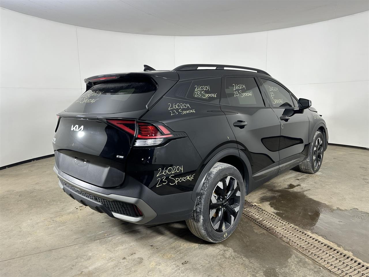 Vehicle/108982_04.jpg
