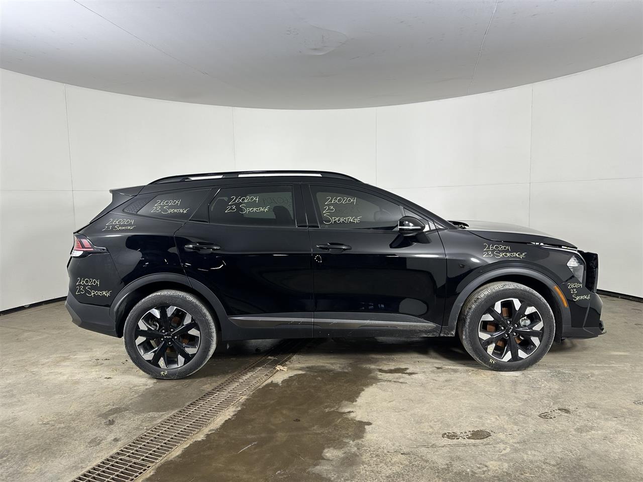 Vehicle/108982_05.jpg