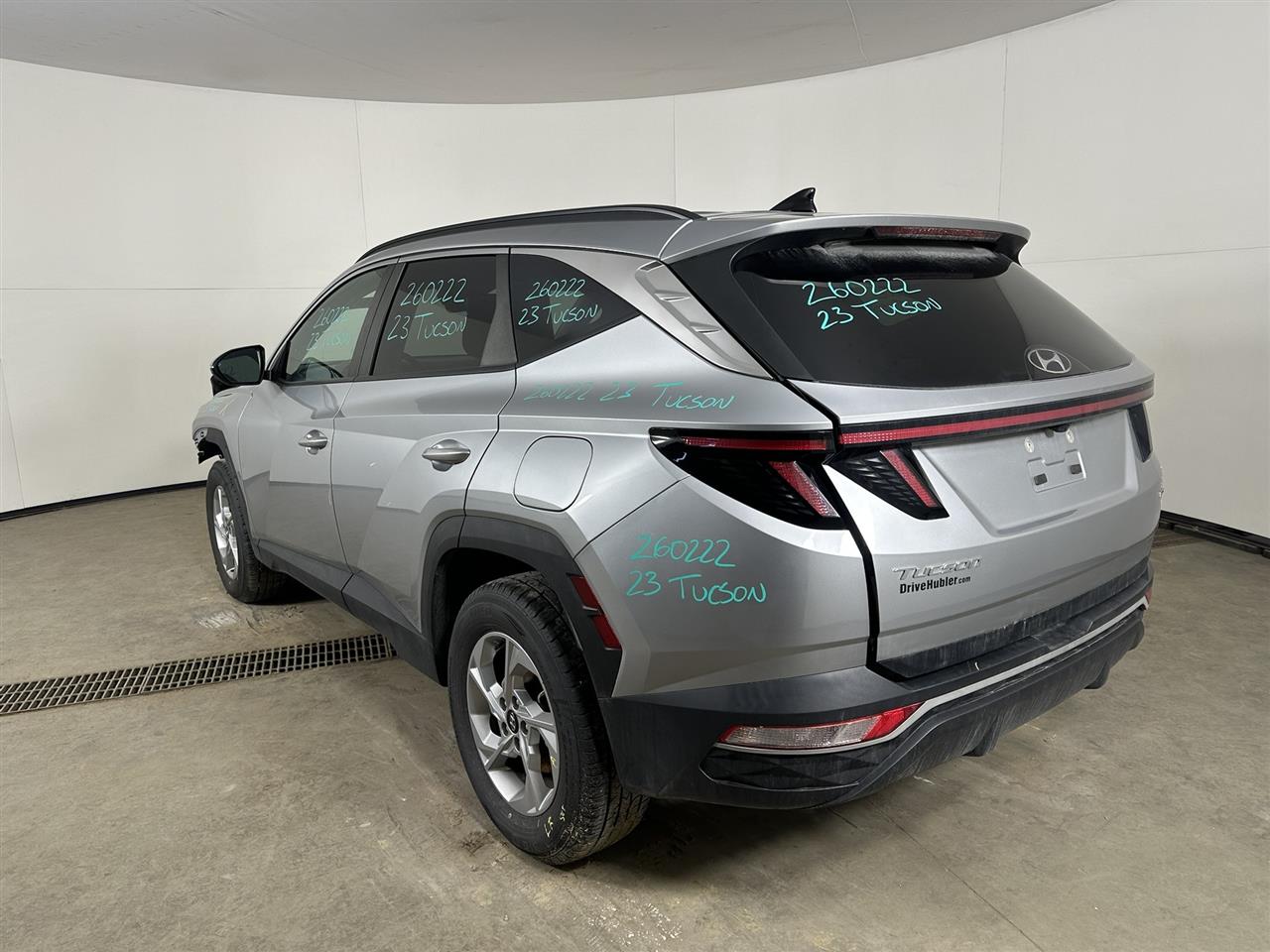 Vehicle/109183_03.jpg
