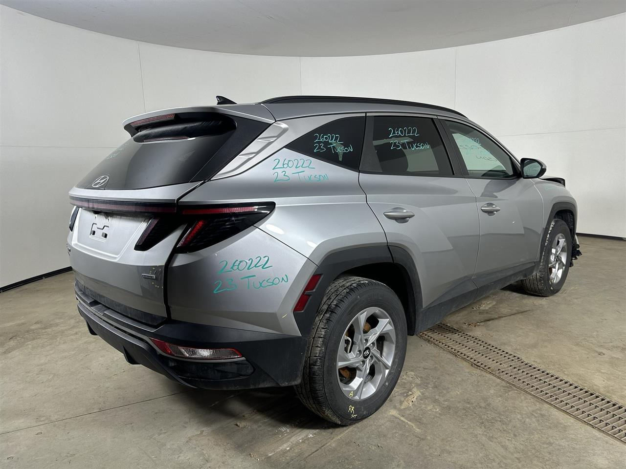 Vehicle/109183_04.jpg