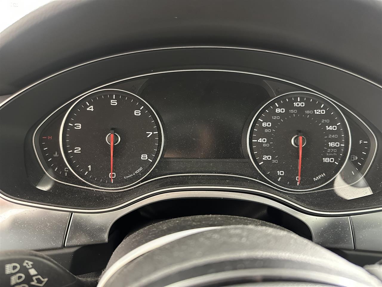Vehicle/109190_08.jpg