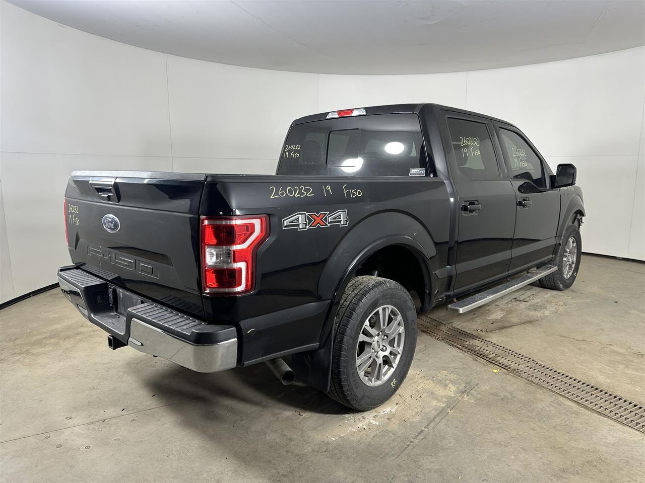 Vehicle/109264_04.jpg