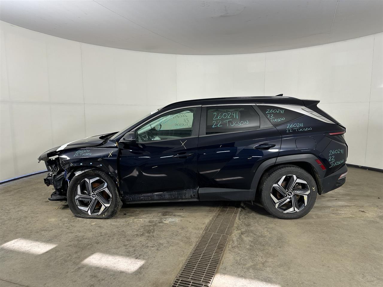 Vehicle/109332_02.jpg
