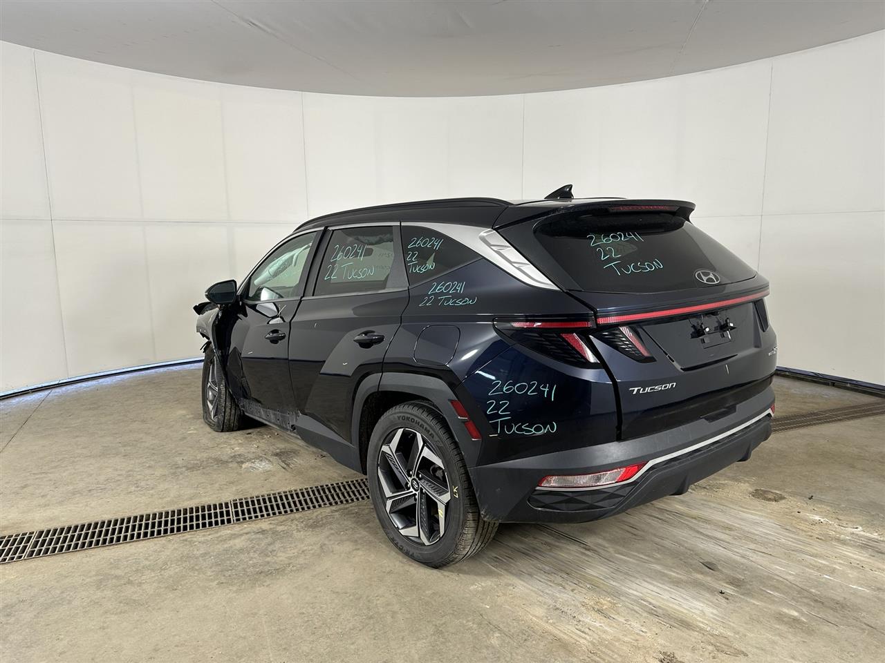 Vehicle/109332_03.jpg