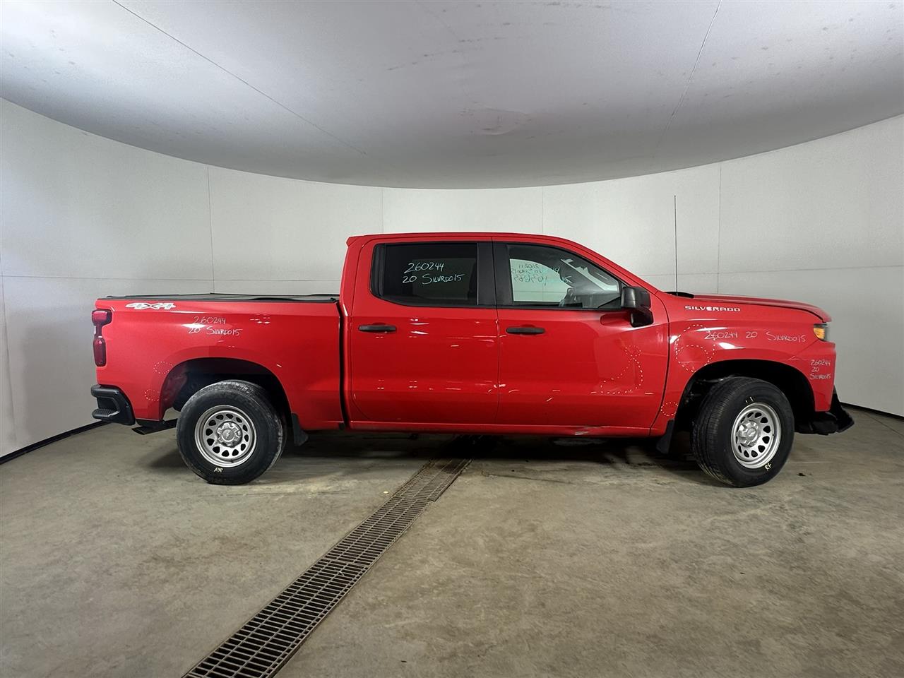 Vehicle/109336_05.jpg