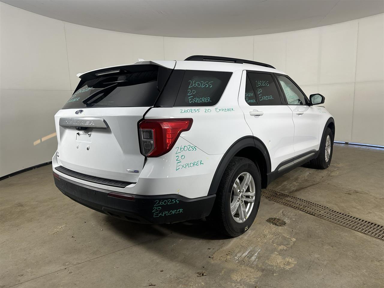 Vehicle/109731_04.jpg