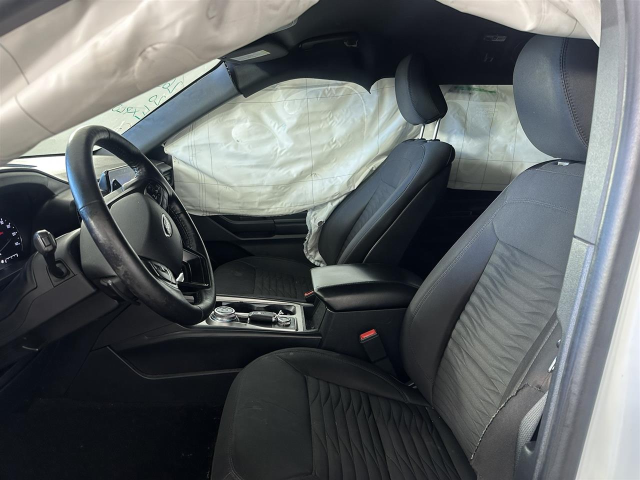 Vehicle/109731_07.jpg