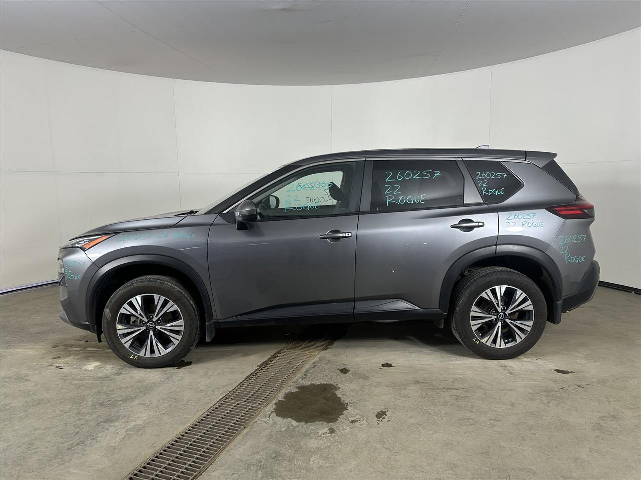Vehicle/109733_02.jpg