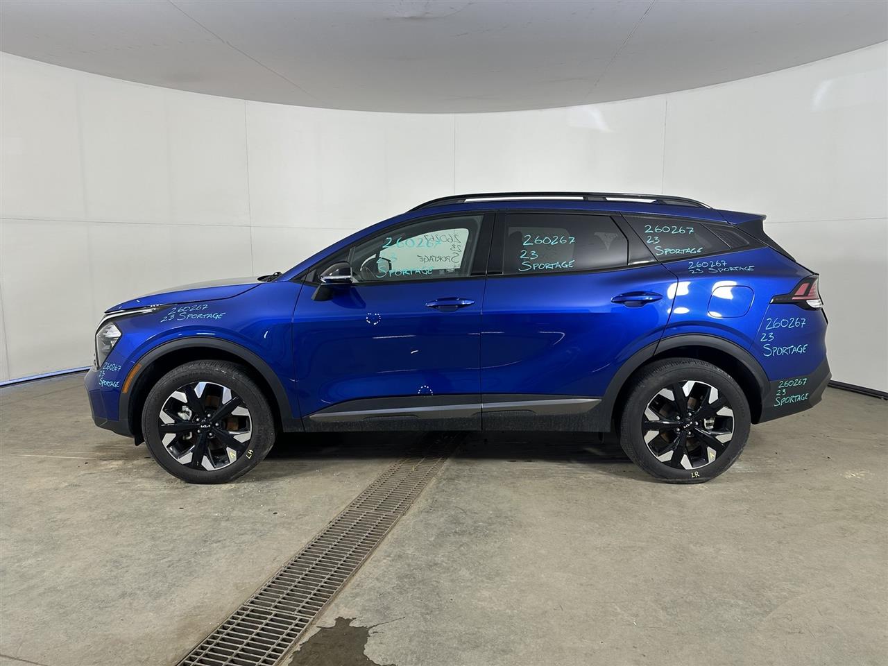 Vehicle/109745_02.jpg