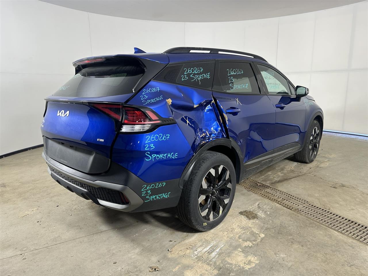 Vehicle/109745_04.jpg