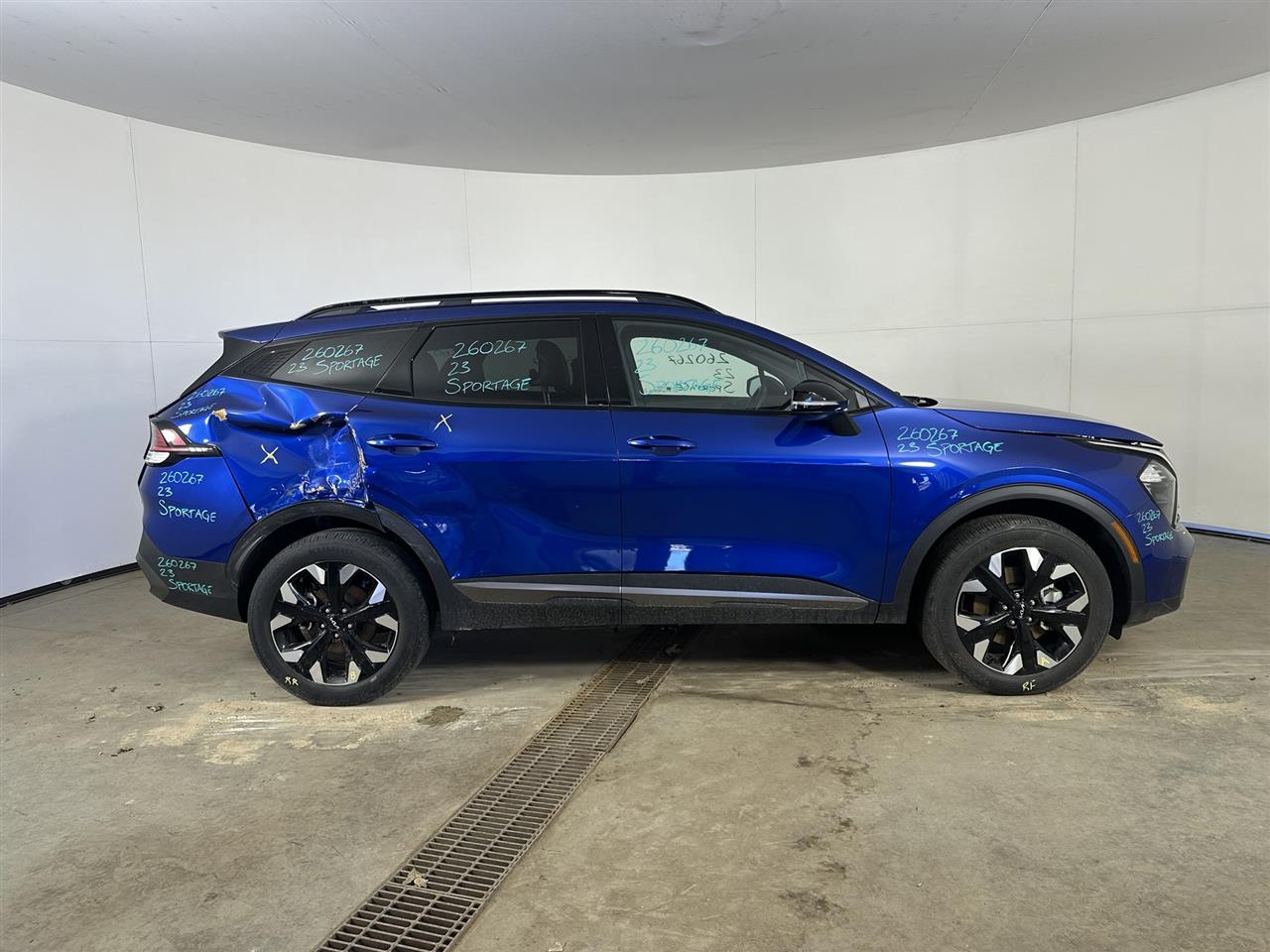 Vehicle/109745_05.jpg