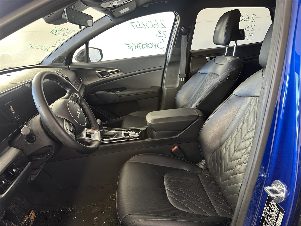 Vehicle/109745_07.jpg