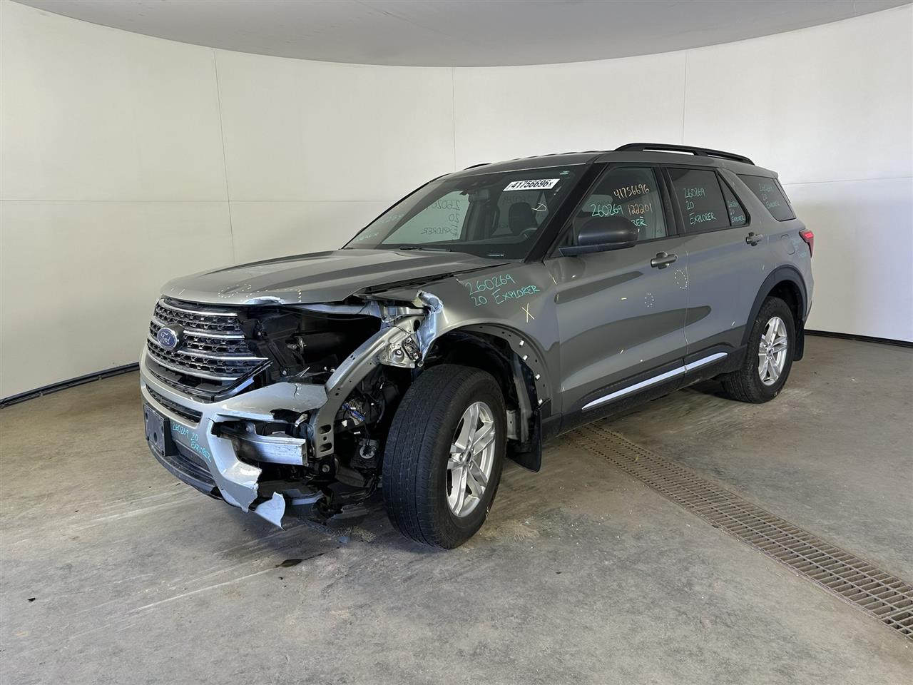 Vehicle/109748_01.jpg