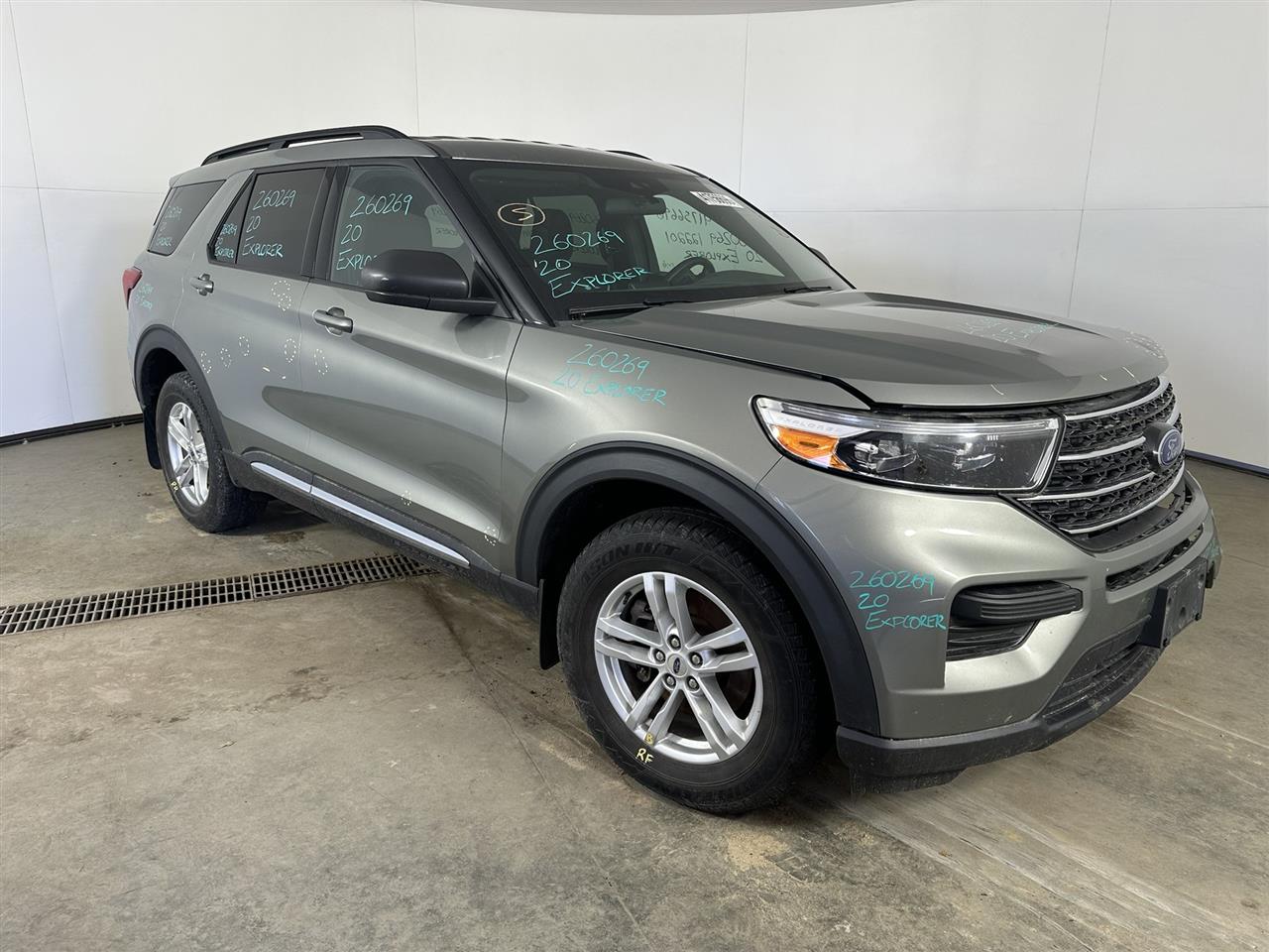 Vehicle/109748_06.jpg