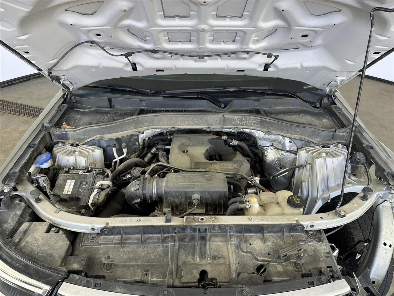 Vehicle/109748_10.jpg