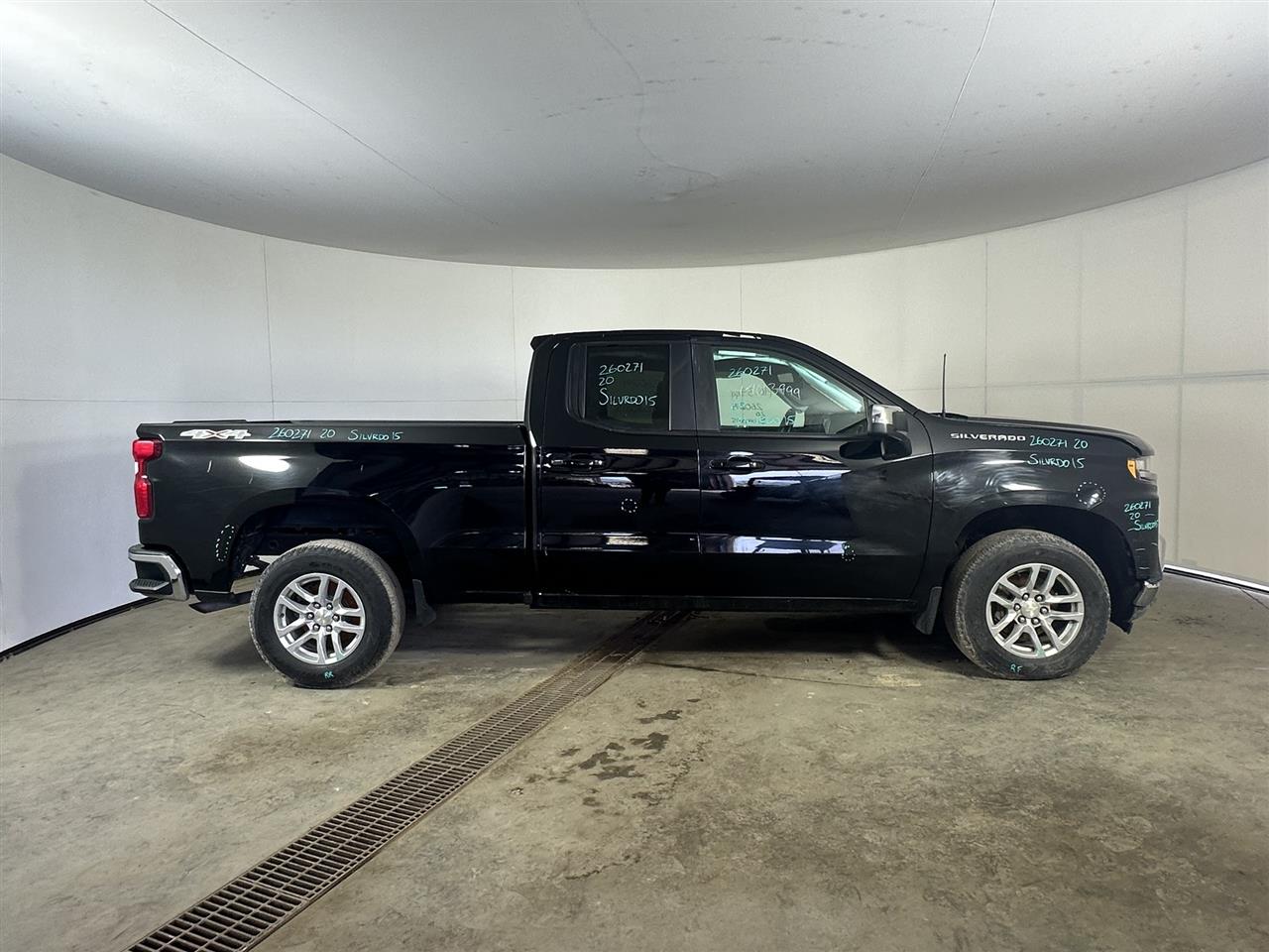 Vehicle/109783_05.jpg