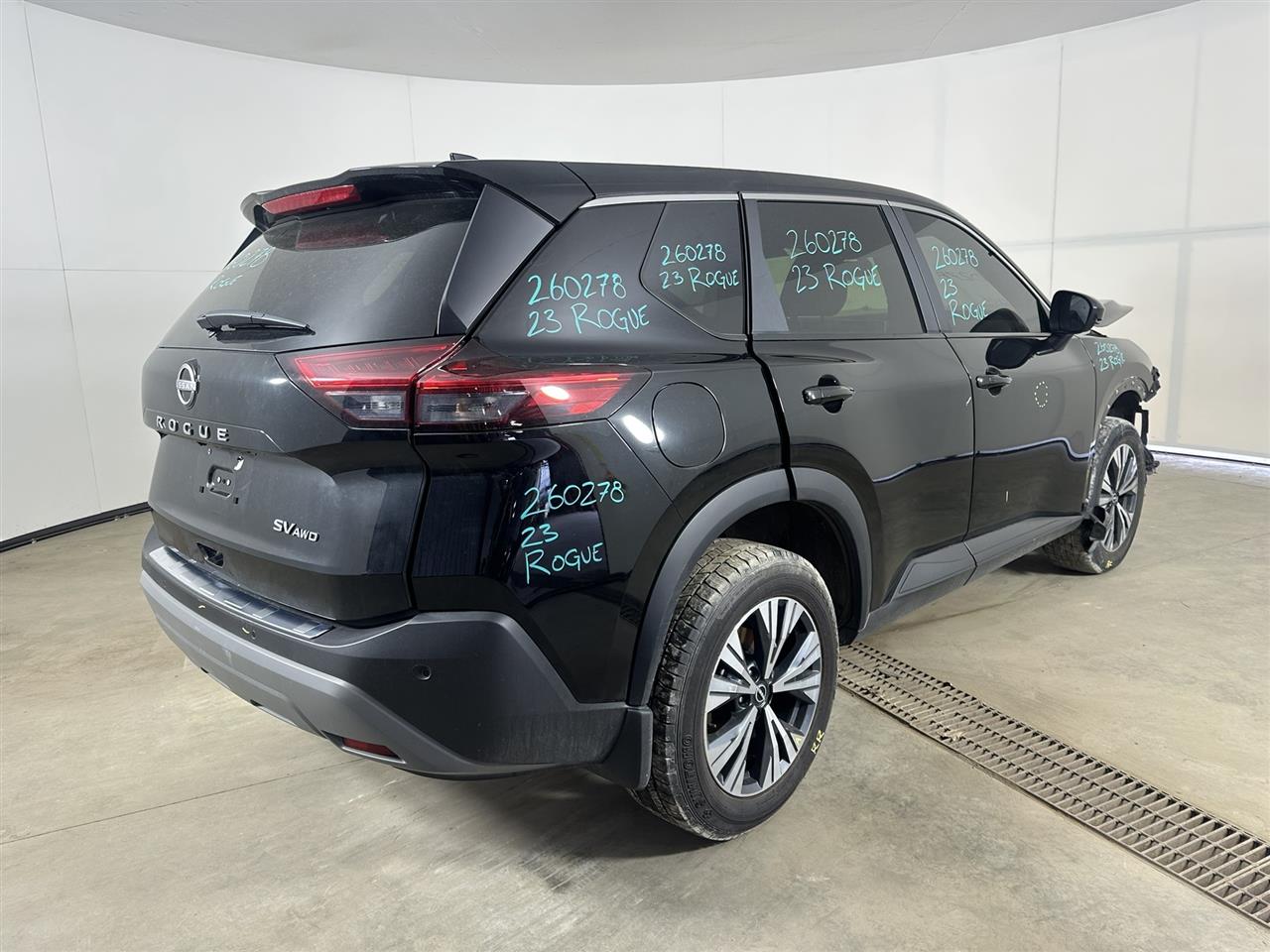 Vehicle/109853_04.jpg