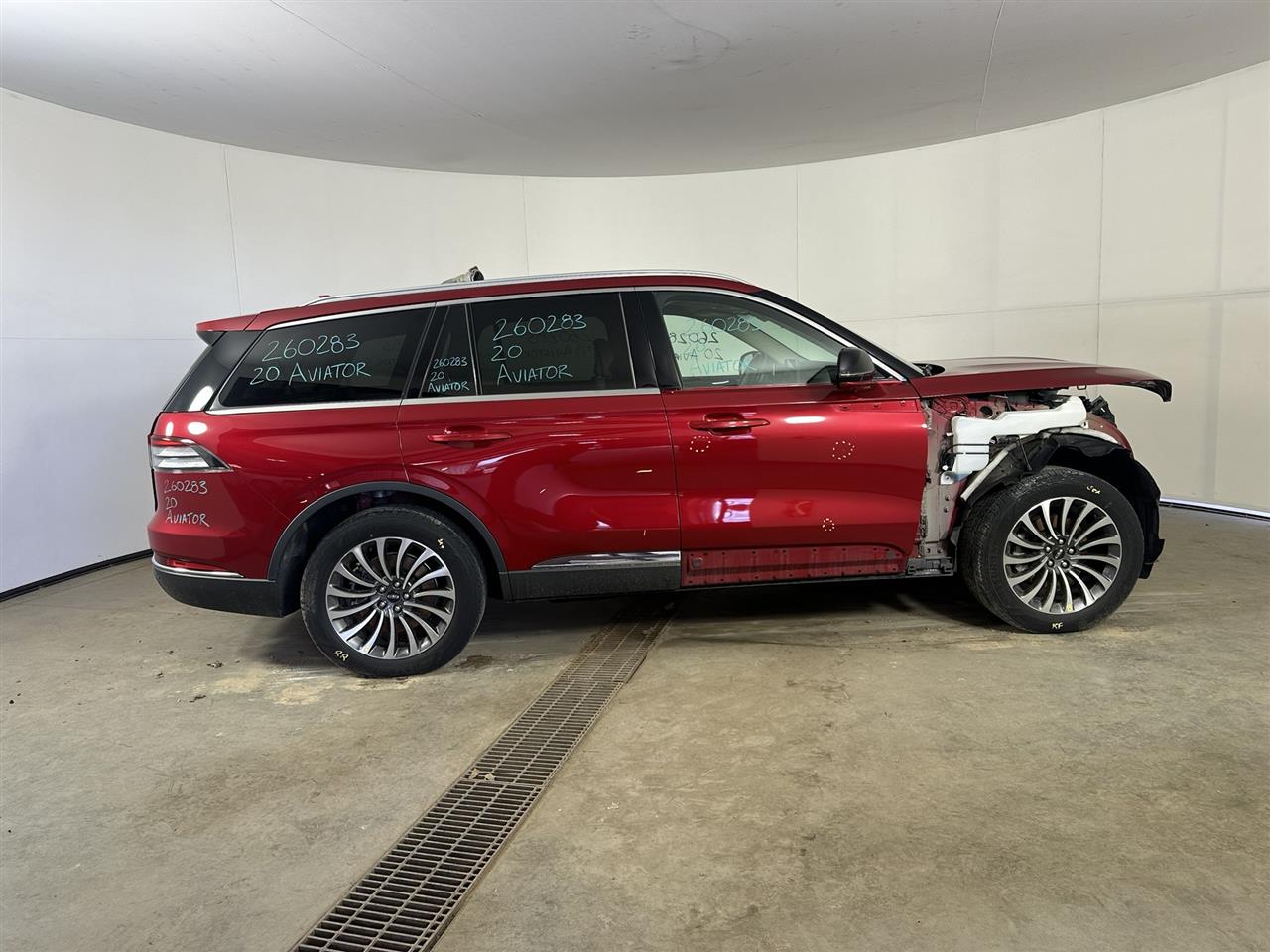 Vehicle/109916_05.jpg