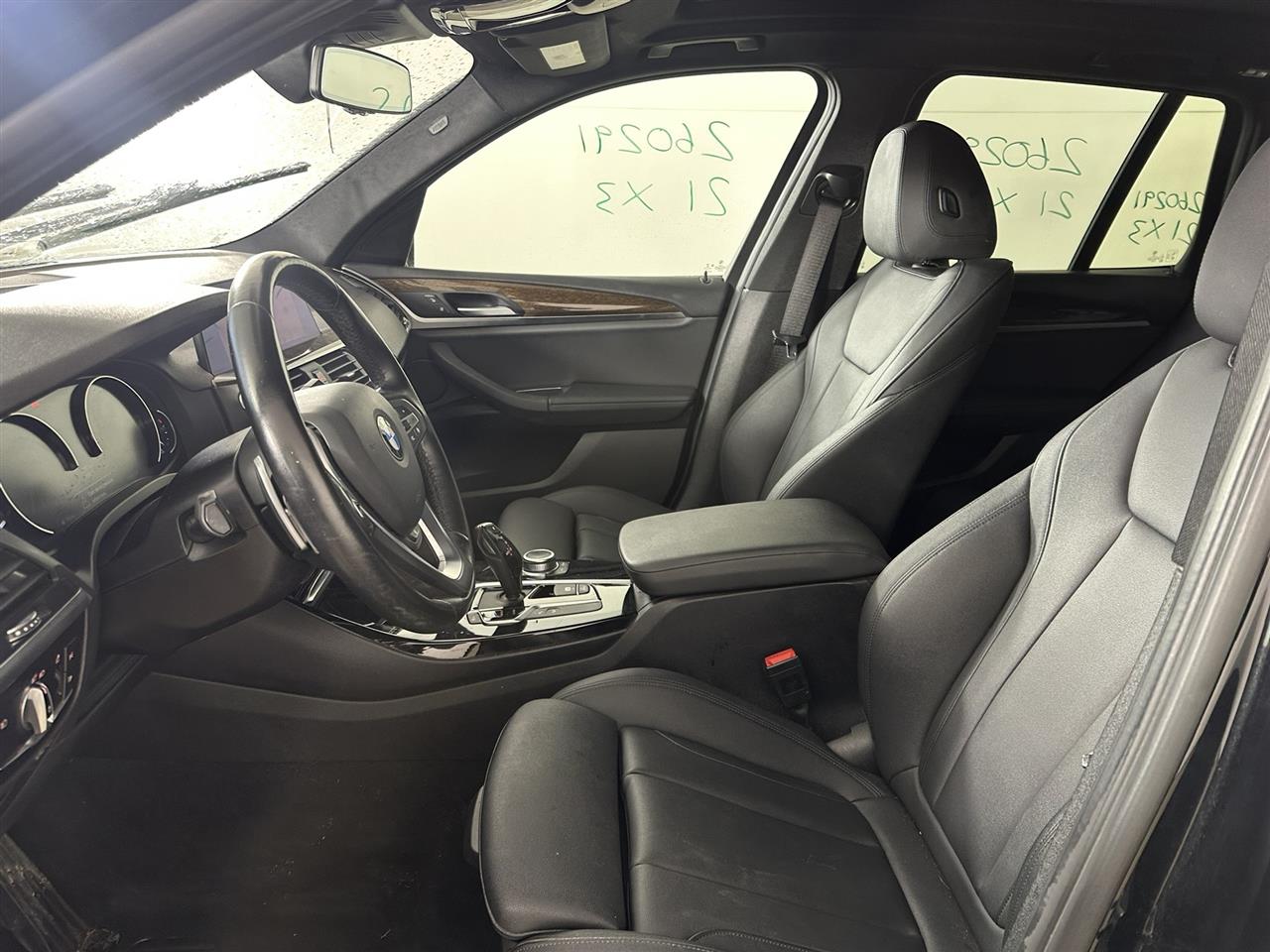 Vehicle/109980_07.jpg
