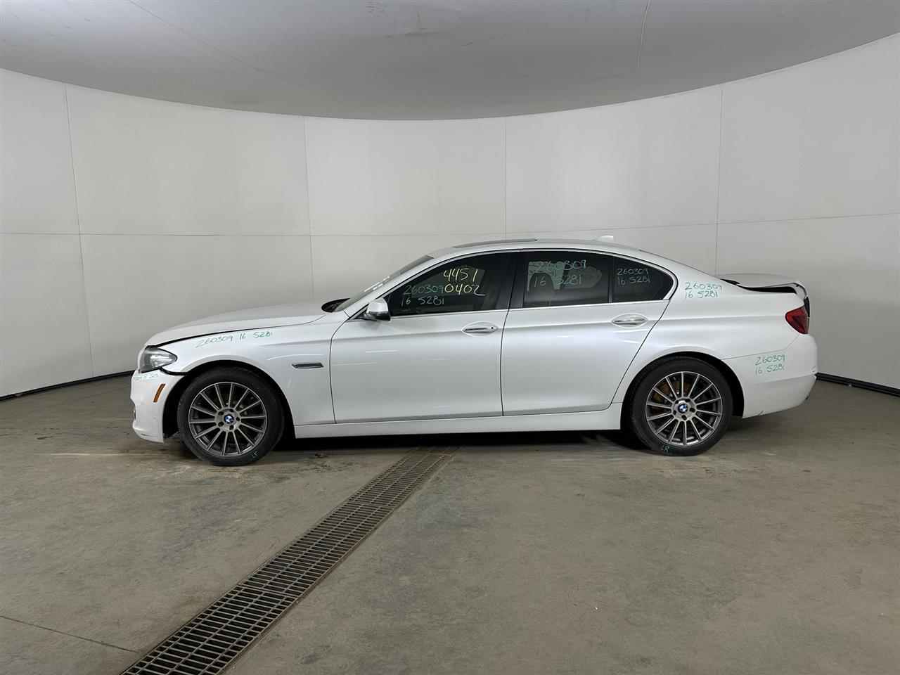 Vehicle/110312_02.jpg