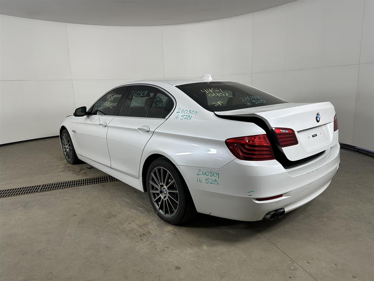 Vehicle/110312_03.jpg