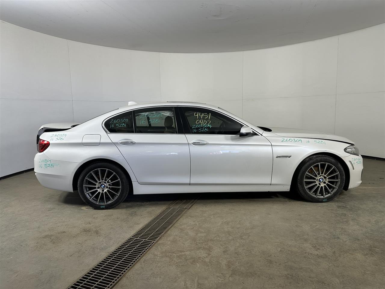 Vehicle/110312_05.jpg