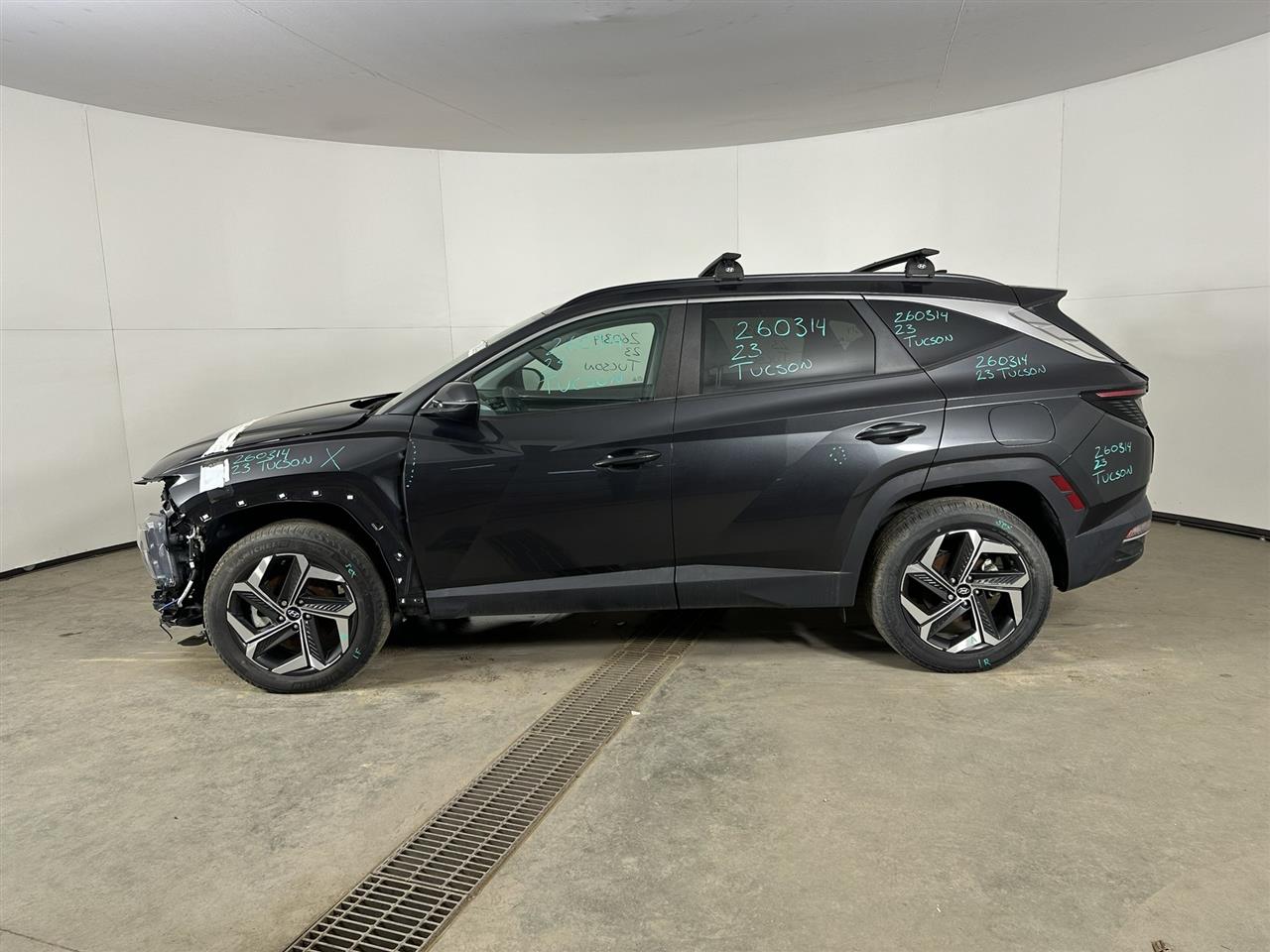 Vehicle/110354_02.jpg