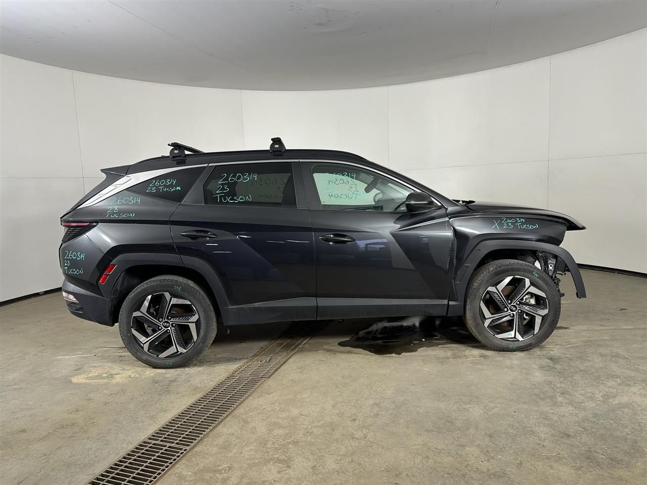 Vehicle/110354_05.jpg