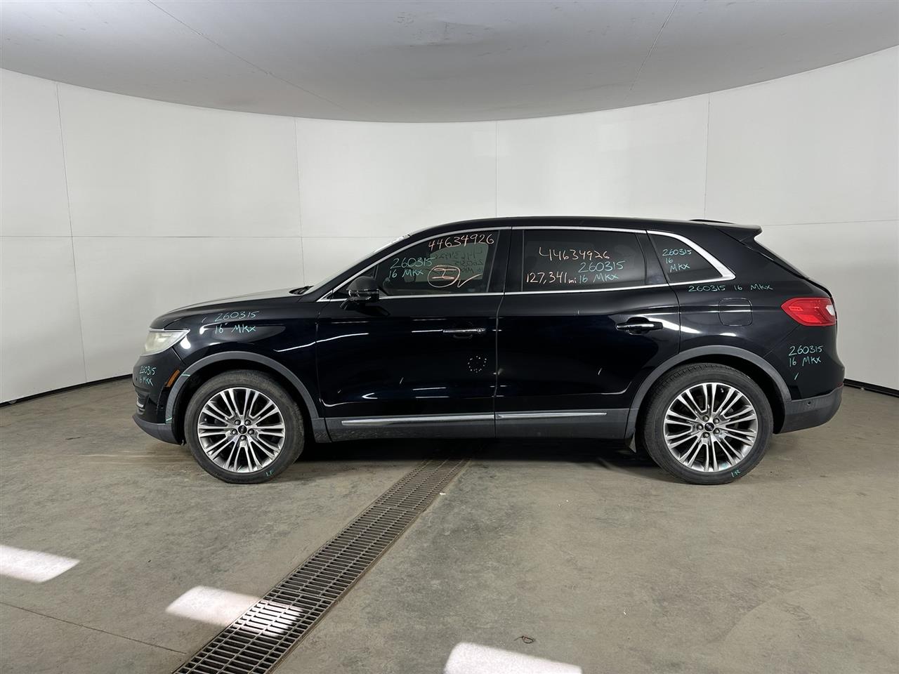 Vehicle/110355_02.jpg