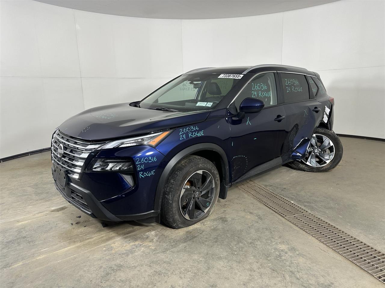 Vehicle/110363_01.jpg