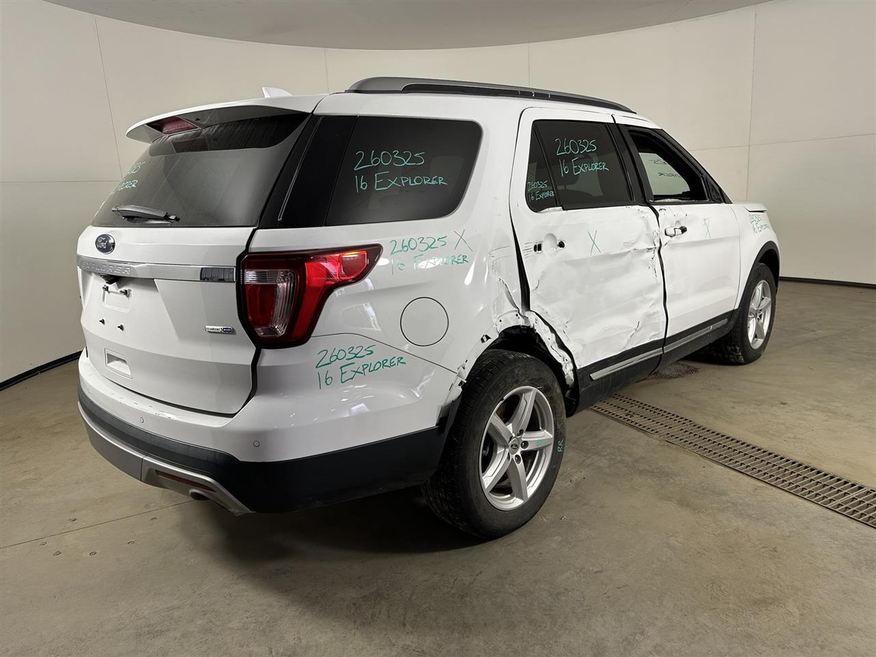 Vehicle/110453_04.jpg