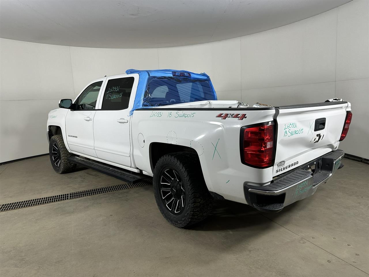 Vehicle/110465_03.jpg