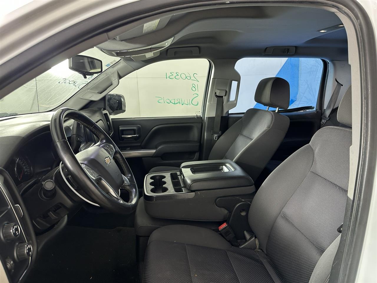 Vehicle/110465_07.jpg