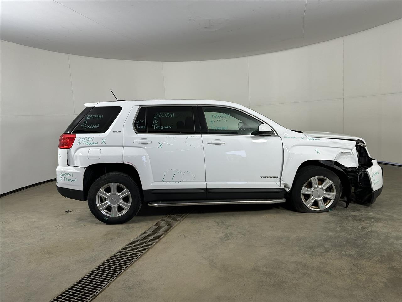 Vehicle/110649_05.jpg
