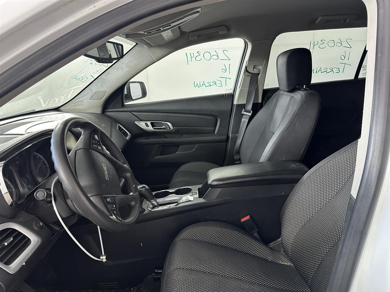Vehicle/110649_07.jpg