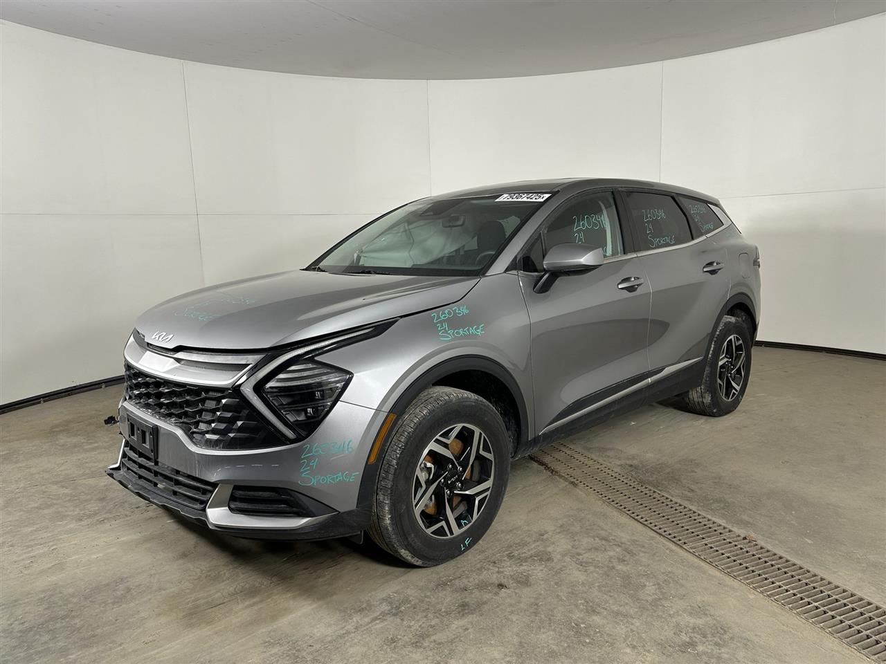 Vehicle/110666_01.jpg