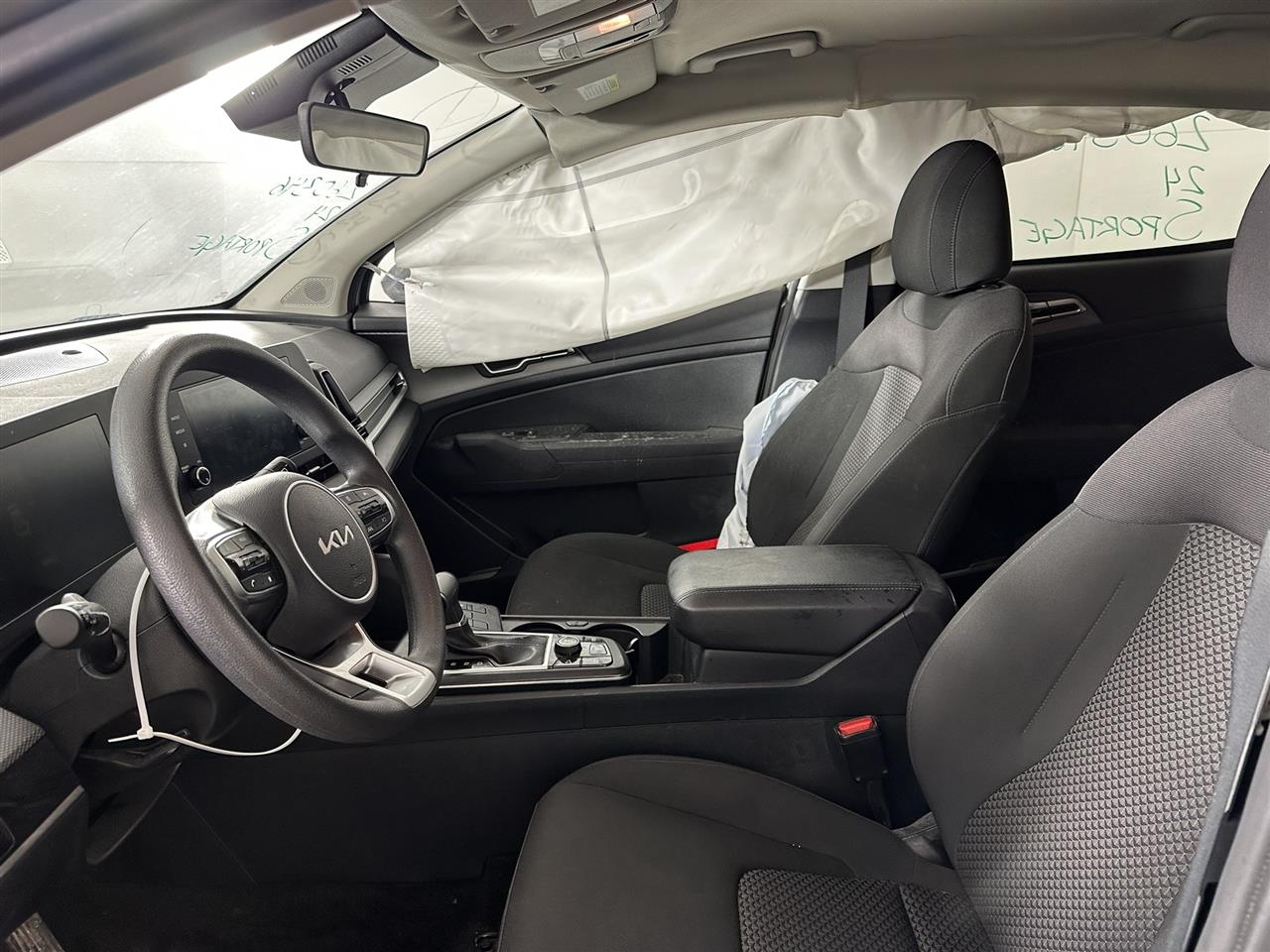 Vehicle/110666_07.jpg