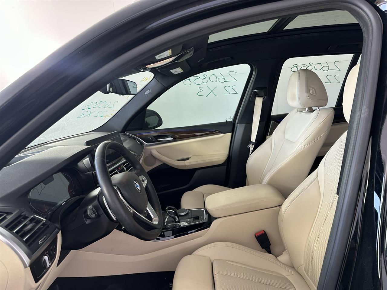 Vehicle/110804_07.jpg
