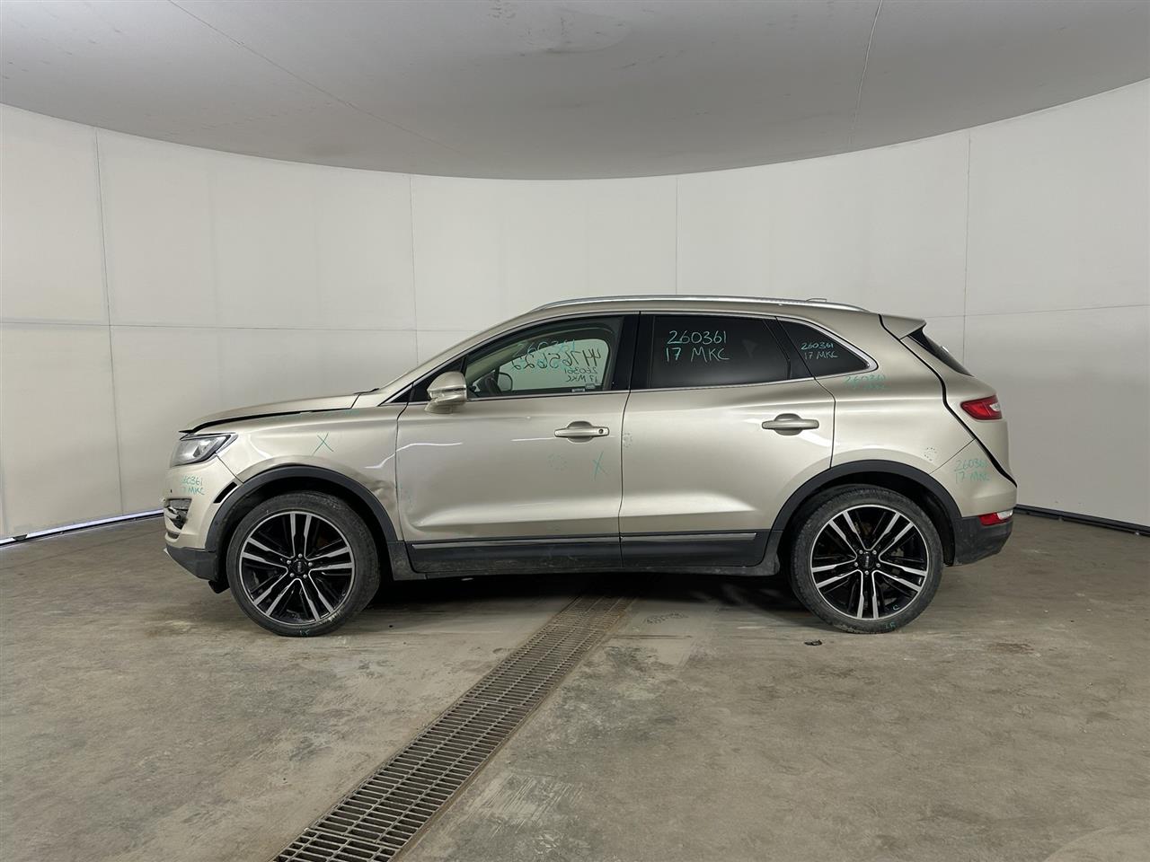 Vehicle/110810_02.jpg