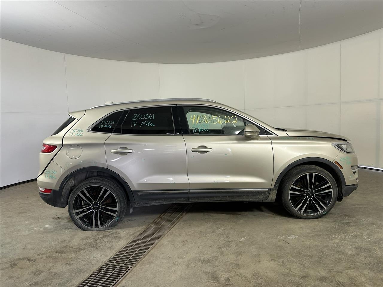 Vehicle/110810_05.jpg