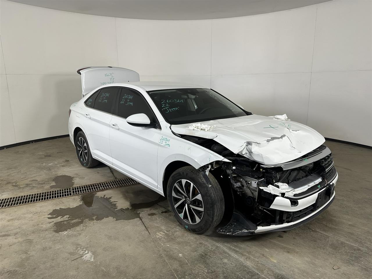Vehicle/110864_06.jpg