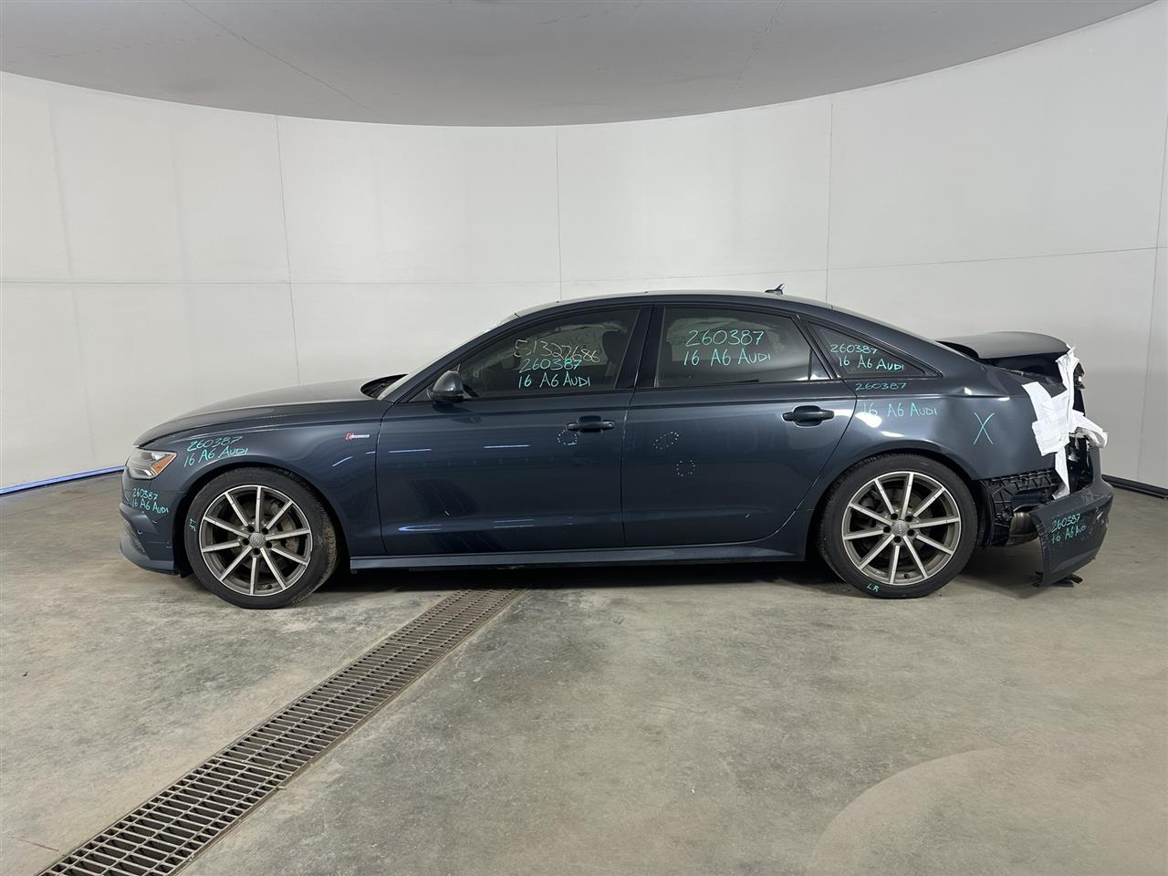 Vehicle/111217_02.jpg