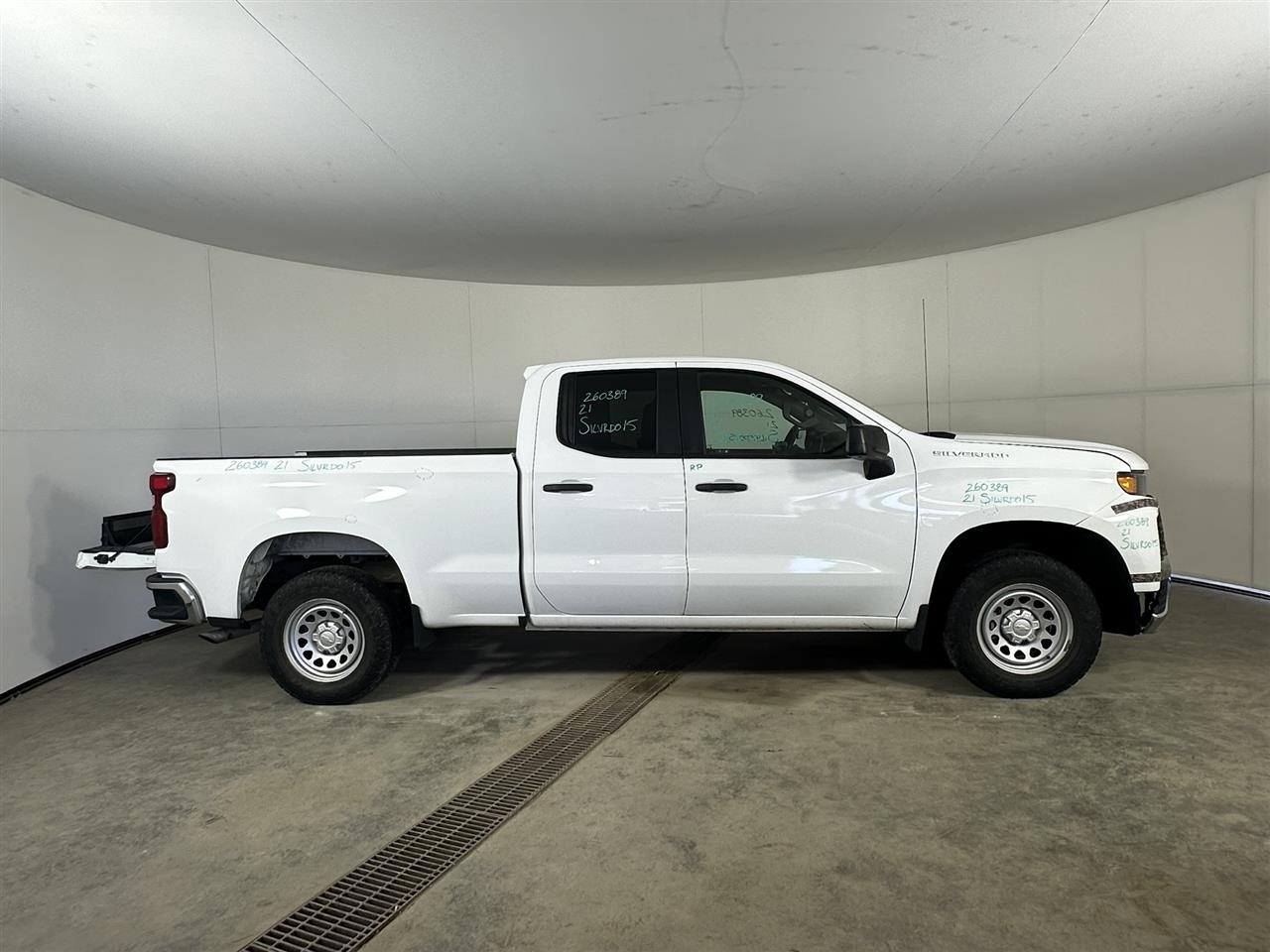 Vehicle/111249_05.jpg