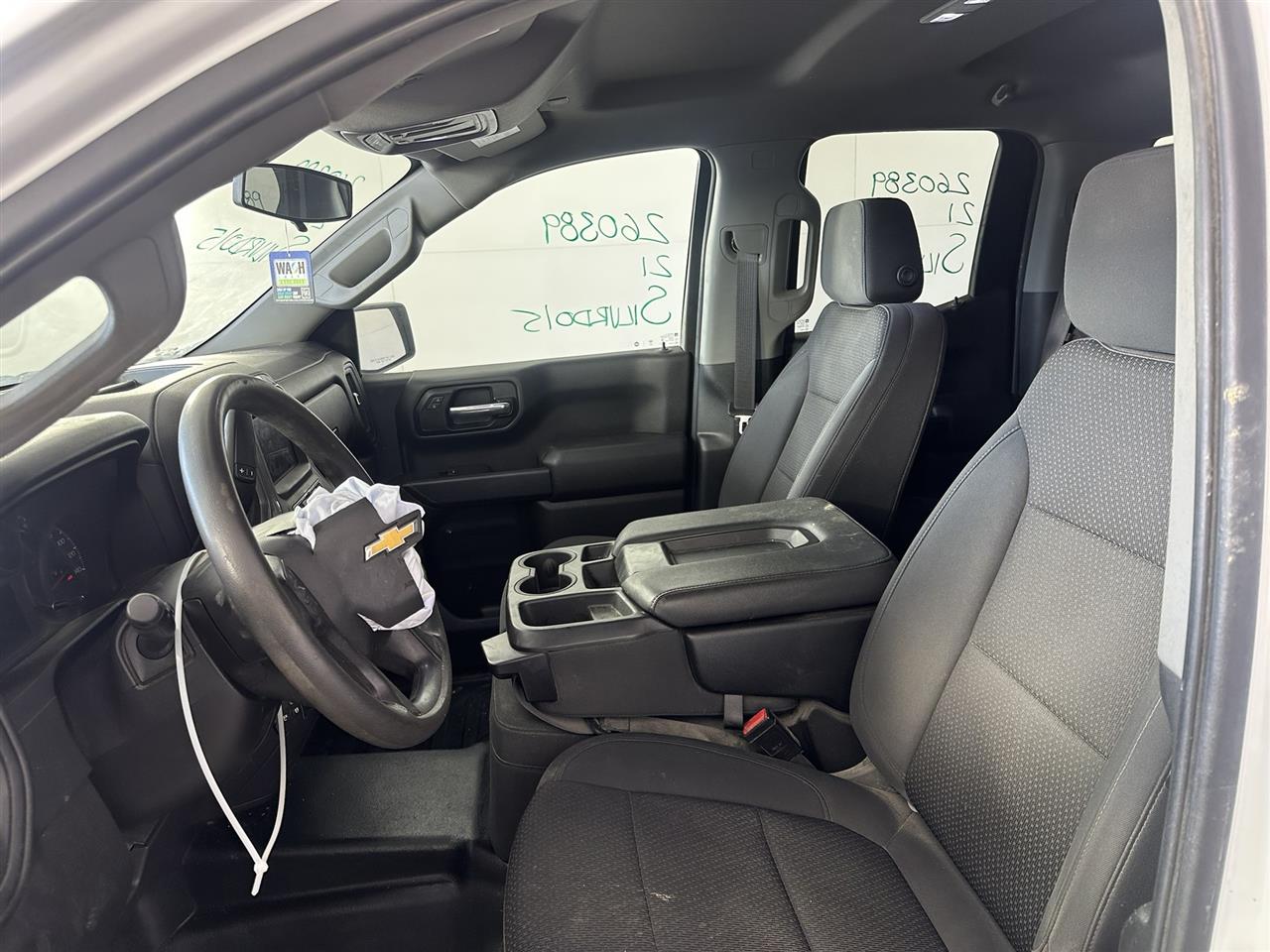 Vehicle/111249_07.jpg