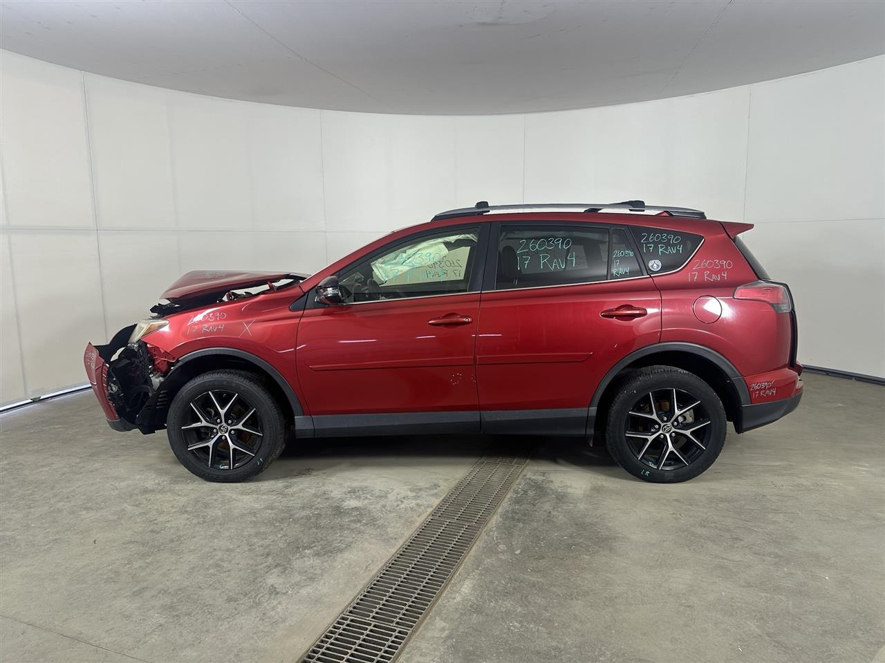 Vehicle/111254_02.jpg
