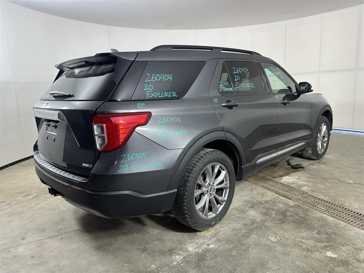 Vehicle/111544_04.jpg