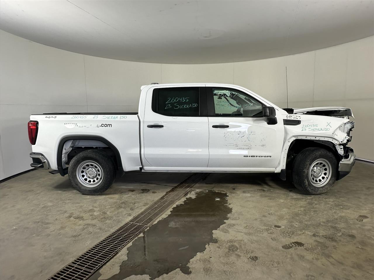 Vehicle/111870_05.jpg