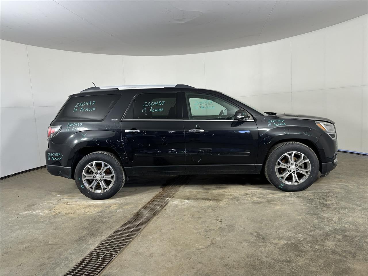 Vehicle/111948_05.jpg
