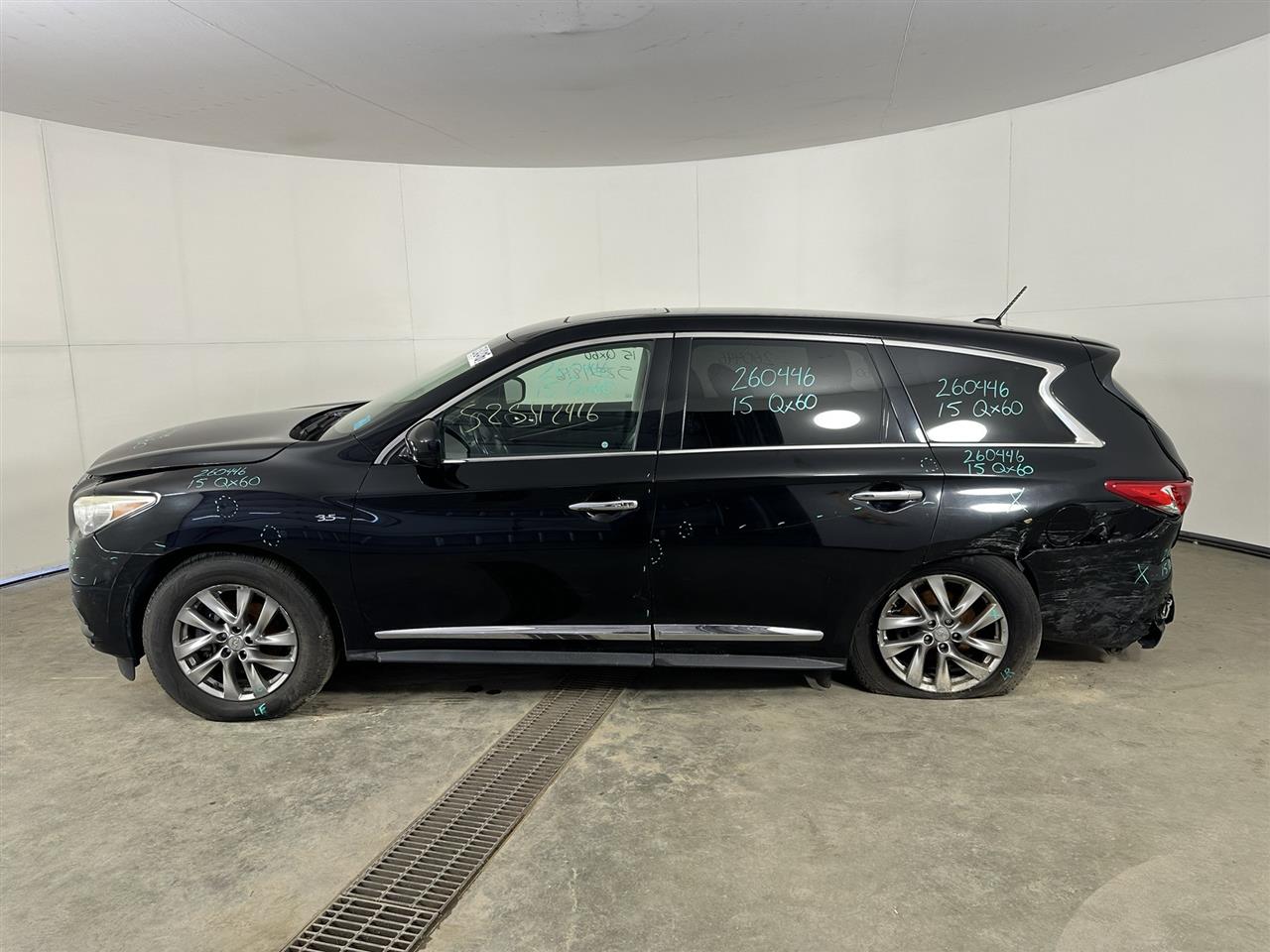 Vehicle/112044_02.jpg