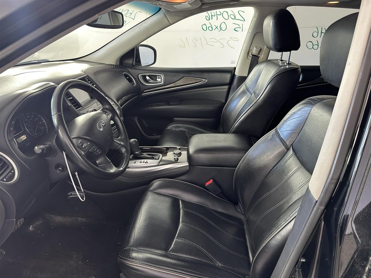 Vehicle/112044_07.jpg